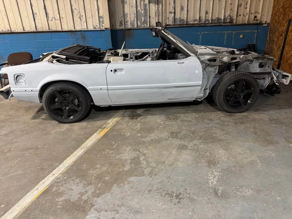 1993 Ford Mustang 3rd Gen - Image 5 of 8