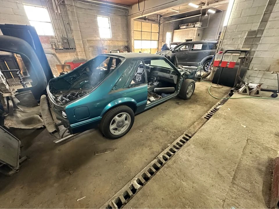 1993 Ford Mustang 3rd Gen - Image 6 of 8