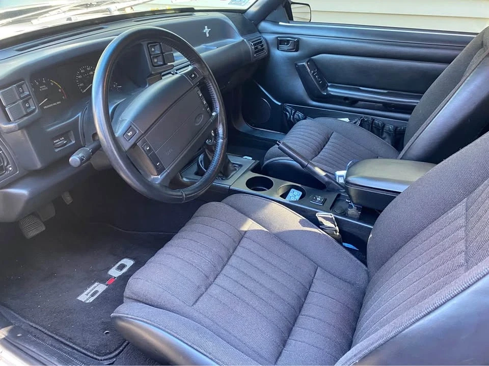 1993 Ford Mustang 3rd Gen - Image 4 of 11