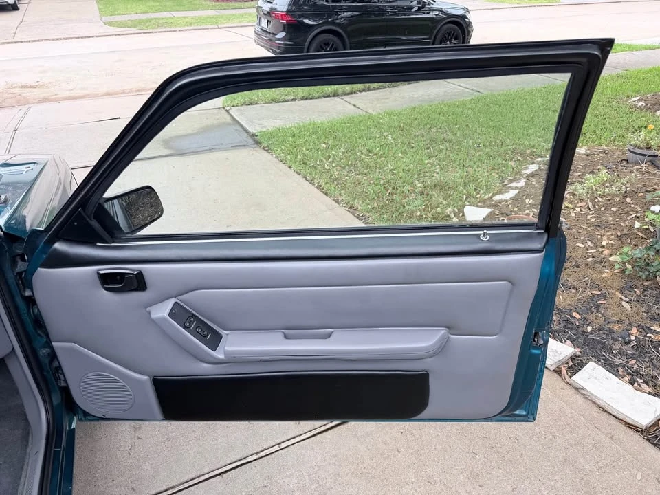 1993 Ford Mustang 3rd Gen - Image 13 of 20
