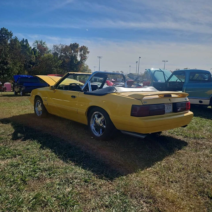 1993 Ford Mustang 3rd Gen - Image 9 of 20