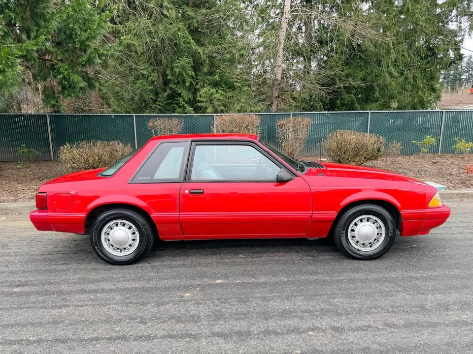 1993 Ford Mustang 3rd Gen - Image 5 of 16