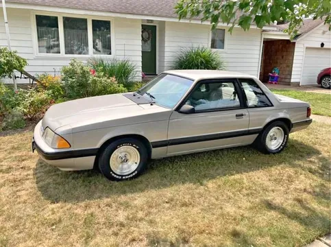 1993 Ford Mustang LX Coupe 2D