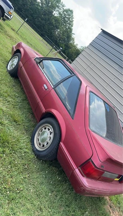 1993 Ford Mustang 3rd Gen - Image 2 of 3
