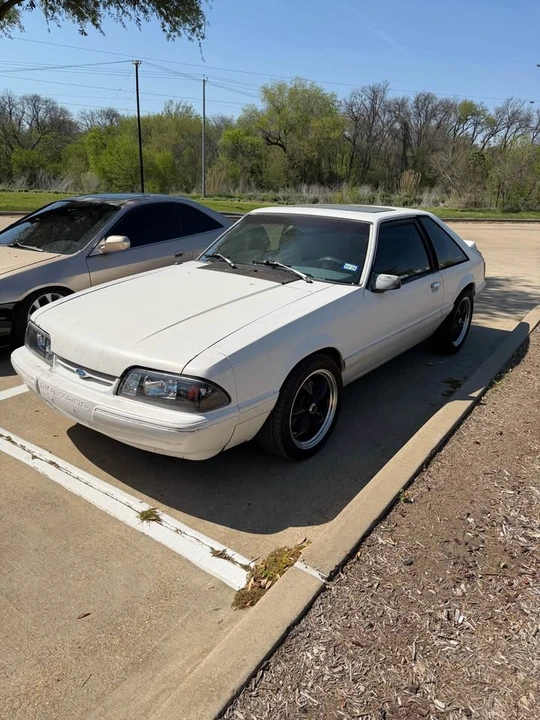 1993 Ford Mustang 3rd Gen - Image 2 of 11