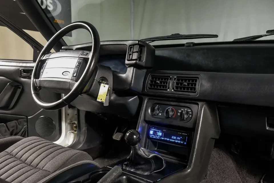 1993 Ford Mustang GT 3rd Gen - Image 15 of 18
