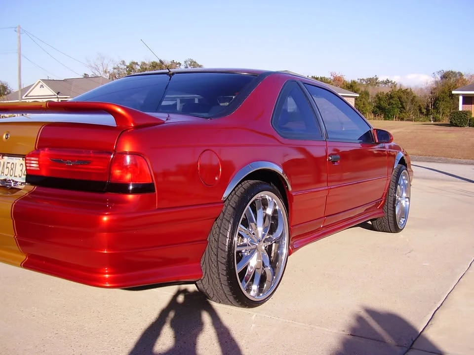 1993 Ford Thunderbird 10th Gen - Image 2 of 8