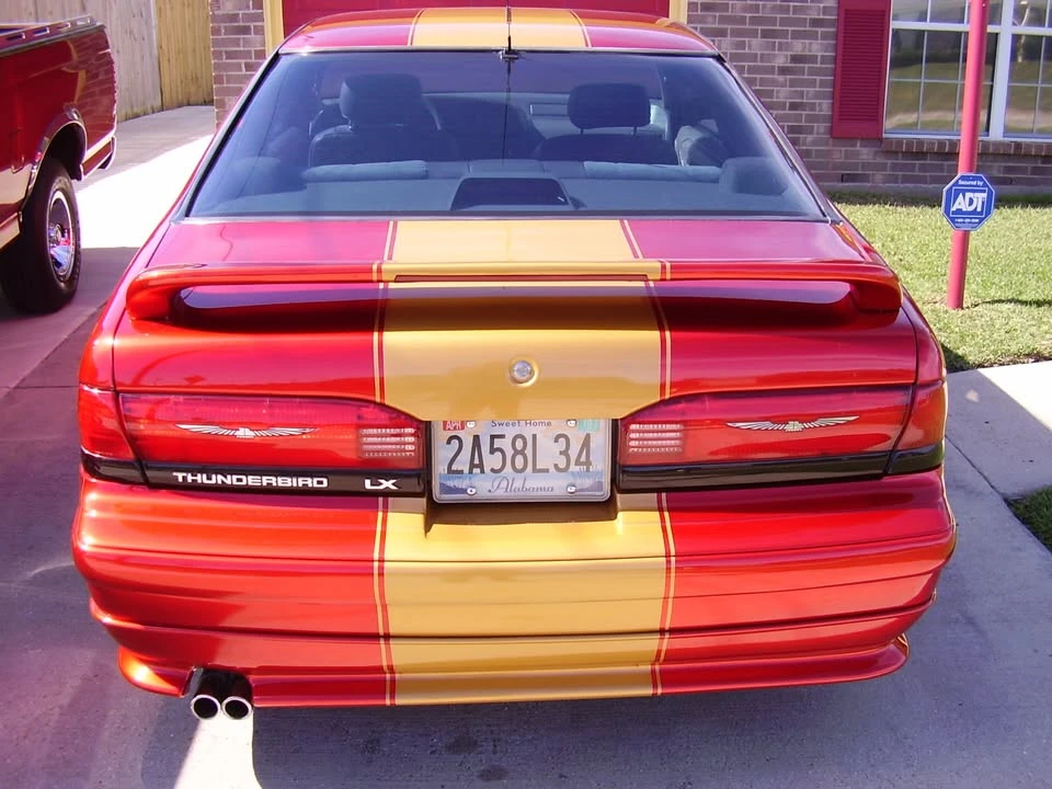 1993 Ford Thunderbird 10th Gen - Image 5 of 8