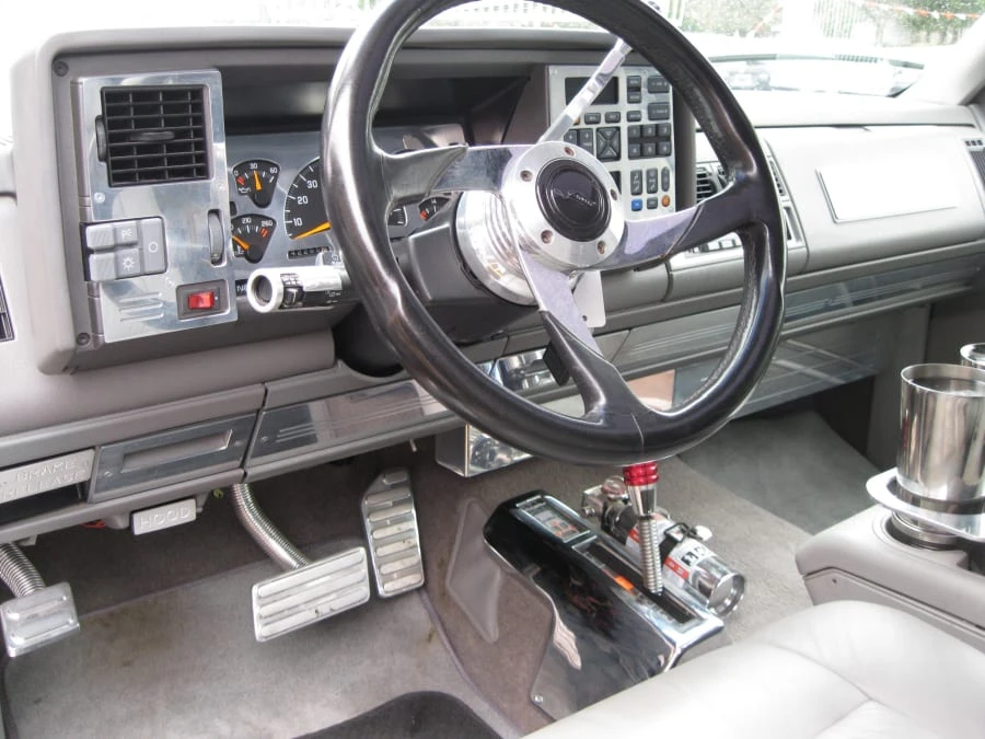 1993 GMC Sierra 1st Gen - Image 2 of 6