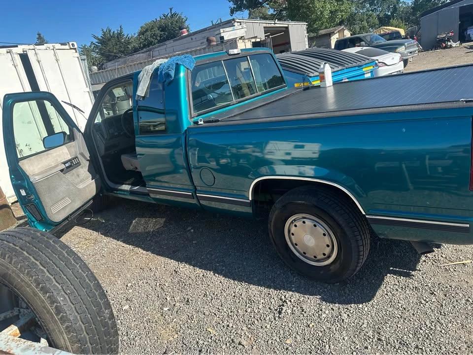 1993 GMC C/K - Image 7 of 10
