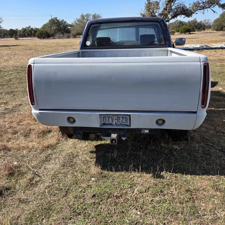 1993 GMC C/K - Image 10 of 15