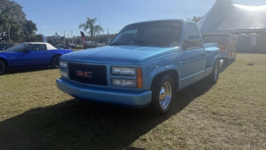1993 GMC Sierra 1st Gen - Image 6 of 10