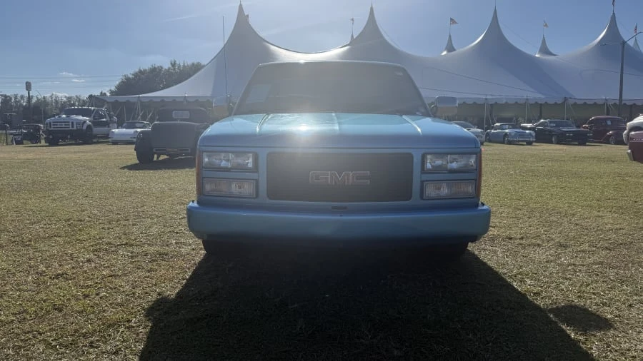 1993 GMC Sierra 1st Gen - Image 4 of 10