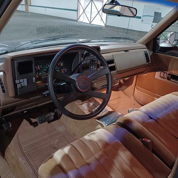 1993 GMC C/K - Image 3 of 6