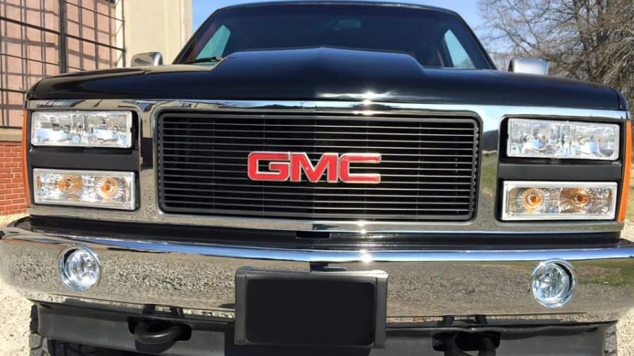 1993 GMC Sierra 1st Gen - Image 2 of 4