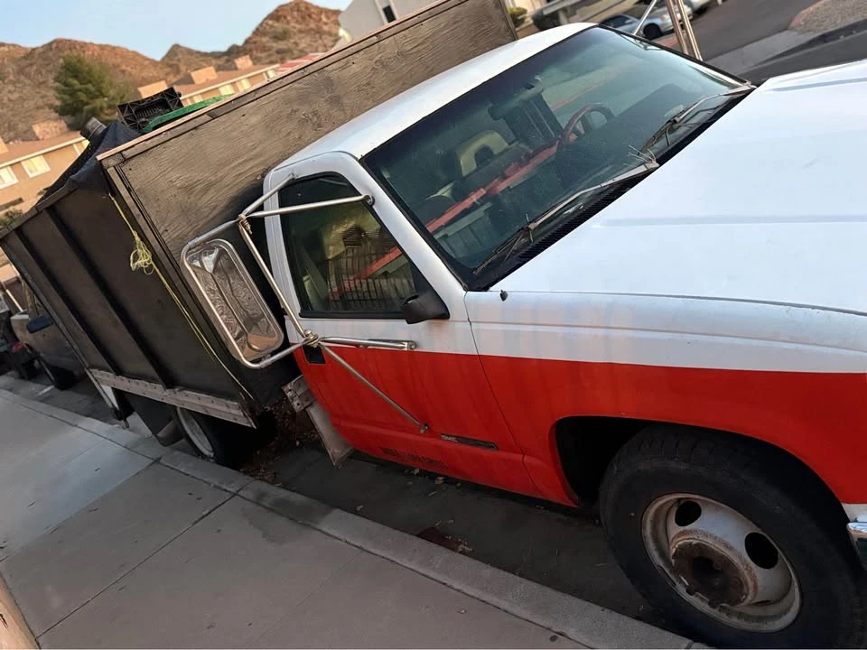 1993 GMC C/K - Image 4 of 12