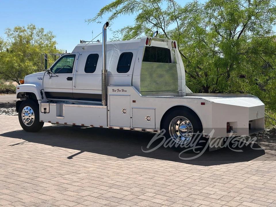 1993 GMC TopKick - Image 2 of 18