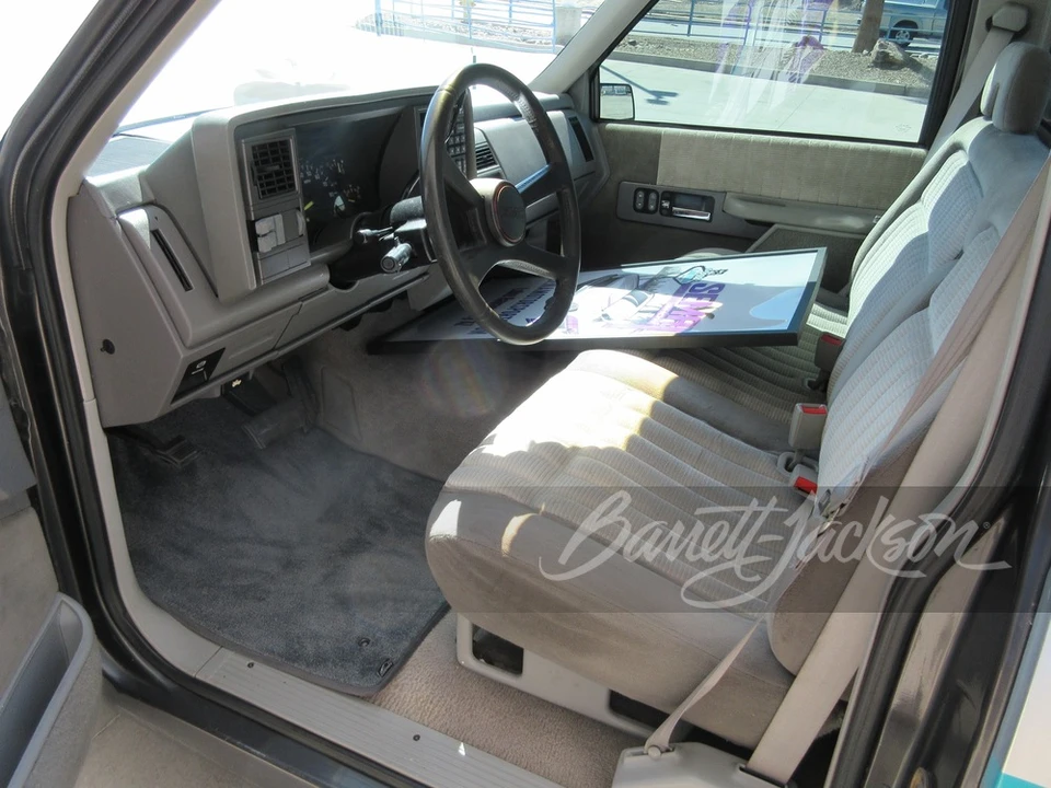 1993 GMC Sierra 1st Gen - Image 15 of 20