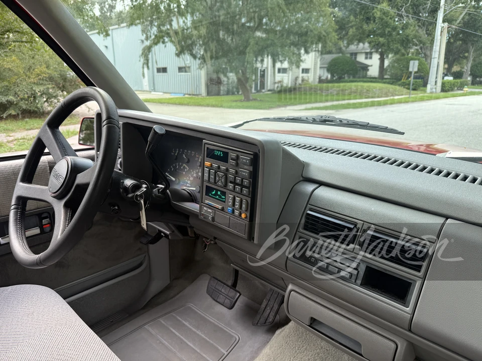 1993 GMC Sierra 1st Gen - Image 6 of 30