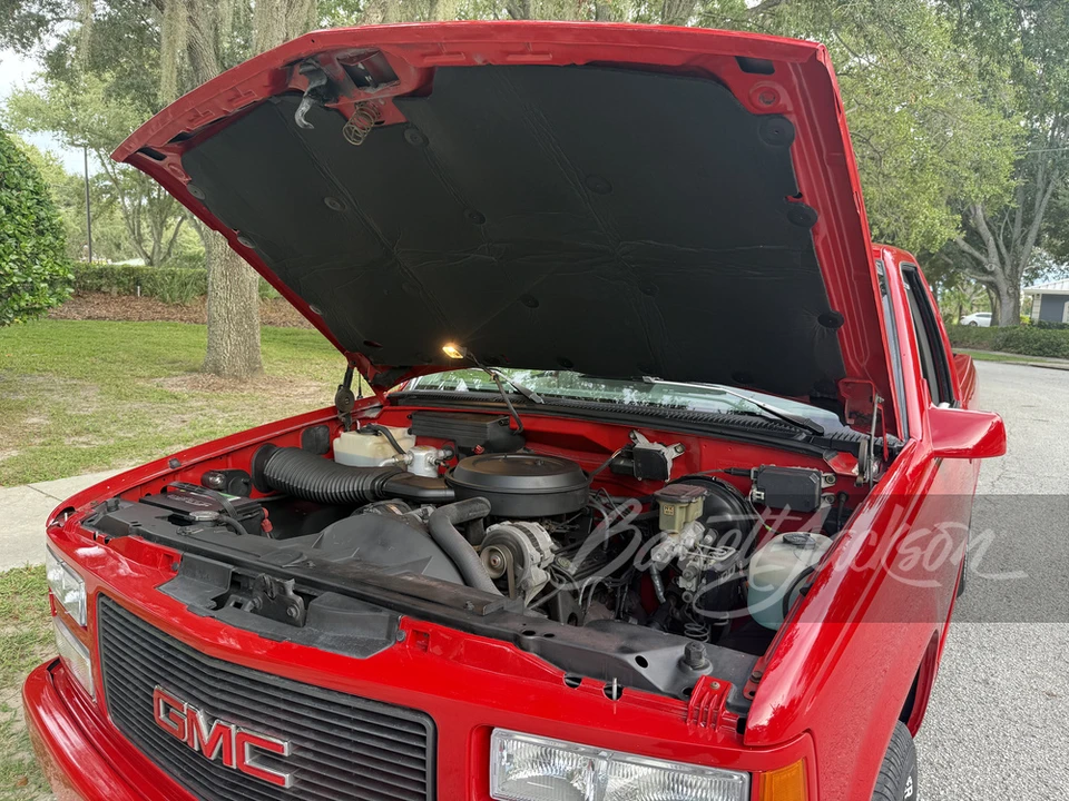 1993 GMC Sierra 1st Gen - Image 14 of 30