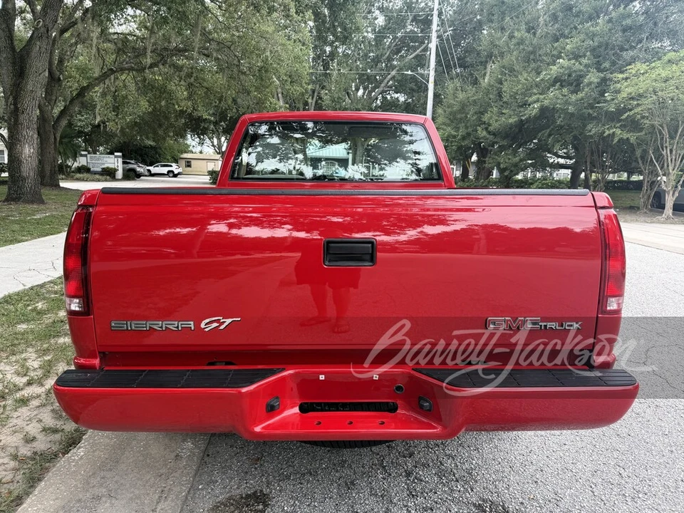 1993 GMC Sierra 1st Gen - Image 15 of 30
