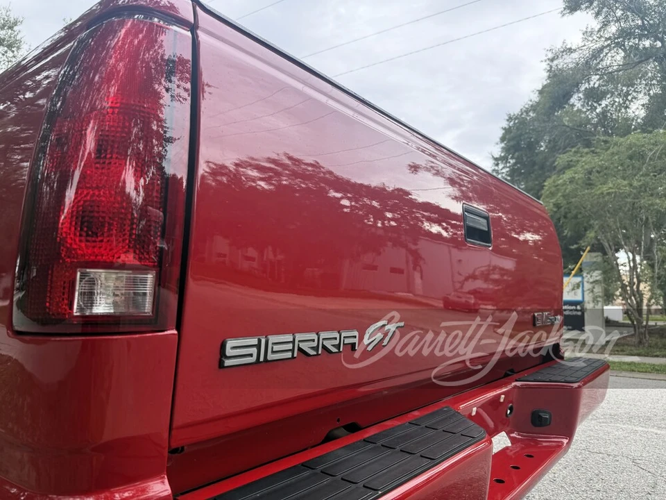 1993 GMC Sierra 1st Gen - Image 22 of 30