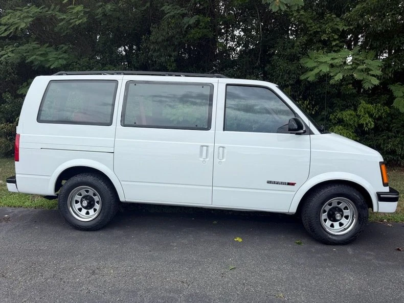 1993 GMC S-15/Sonoma - Image 3 of 12