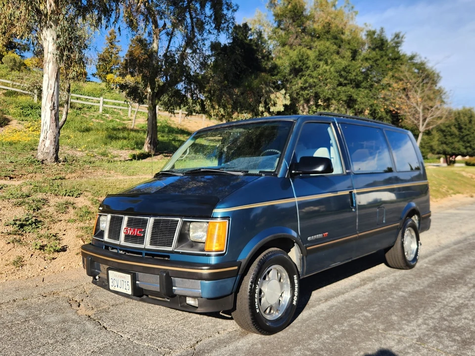 1993 GMC G-series Van - Image 5 of 19