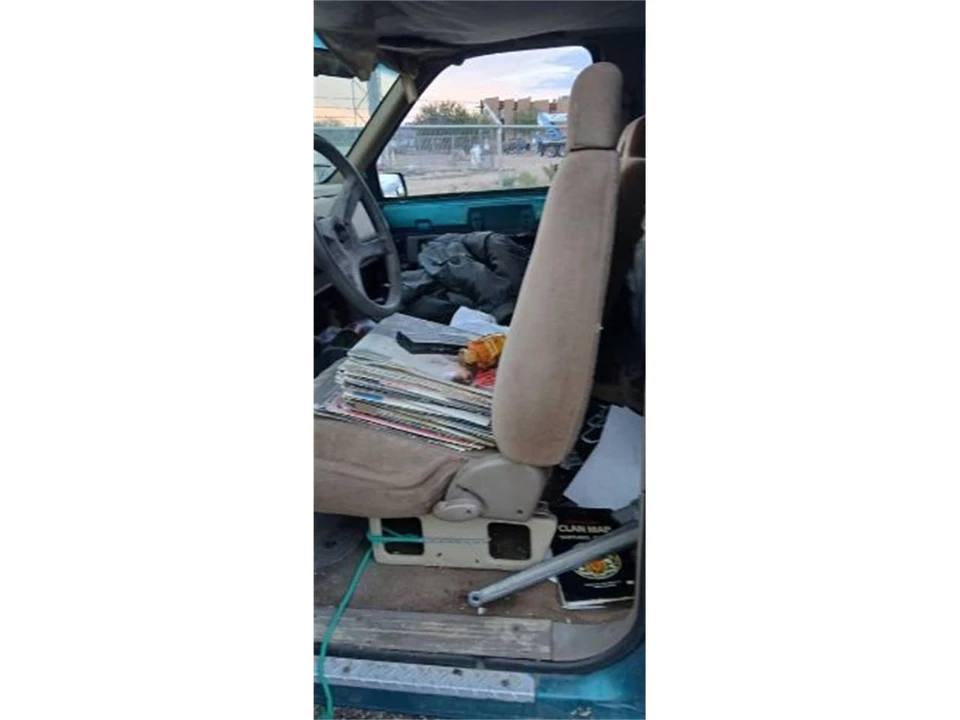 1993 GMC Sierra 1st Gen - Image 6 of 11