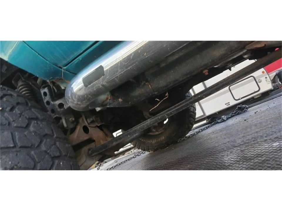 1993 GMC Sierra 1st Gen - Image 3 of 11