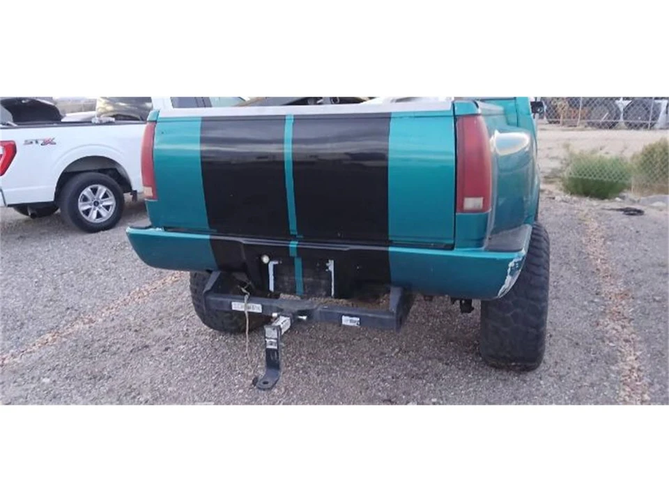 1993 GMC Sierra 1st Gen - Image 8 of 11