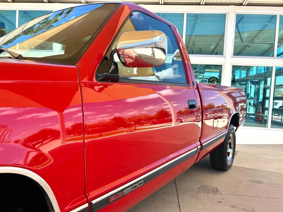 1993 GMC Sierra 1st Gen - Image 12 of 31