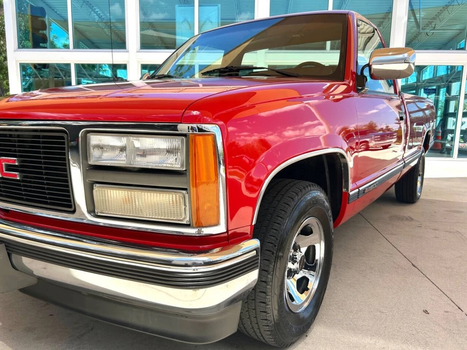 1993 GMC Sierra 1st Gen - Image 11 of 21
