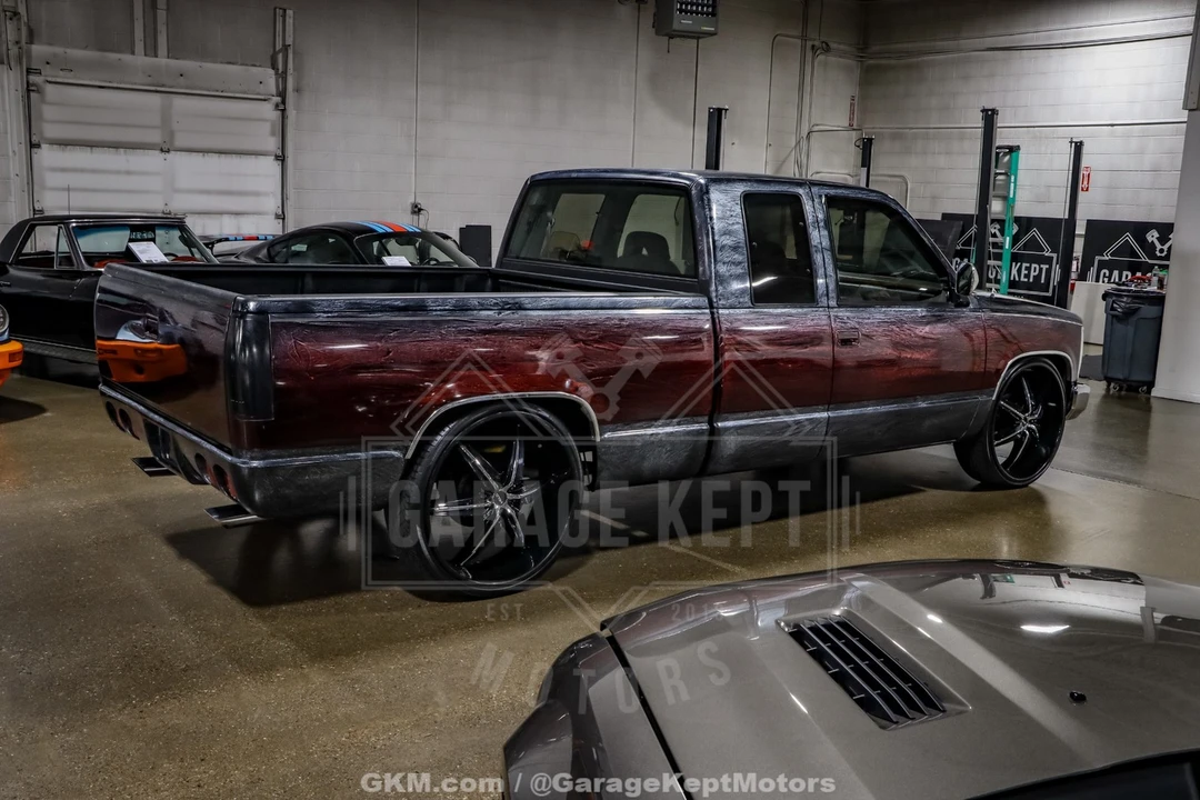 1993 GMC Sierra 1st Gen - Image 10 of 12