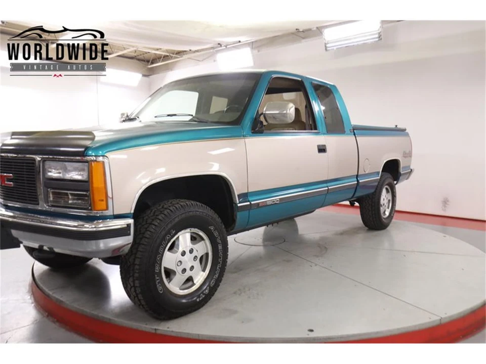 1993 GMC Sierra 1st Gen - Image 13 of 31