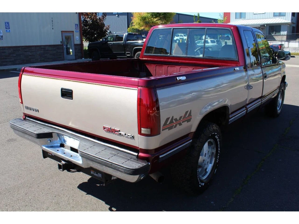 1993 GMC Sierra 1st Gen - Image 8 of 31