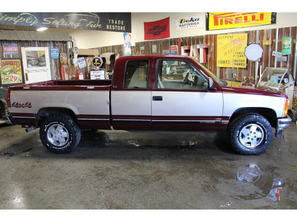 1993 GMC Sierra 1st Gen - Image 14 of 31