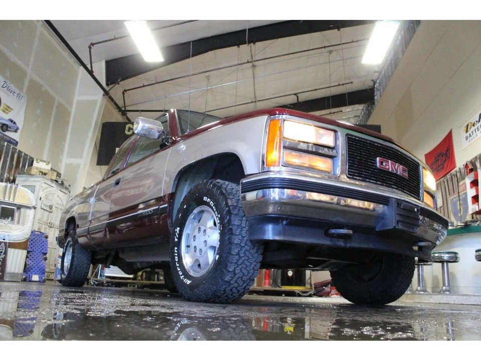 1993 GMC Sierra 1st Gen - Image 26 of 31
