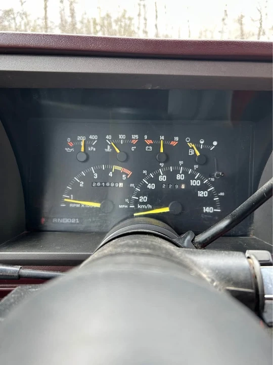 1993 GMC Sierra 1st Gen - Image 10 of 14