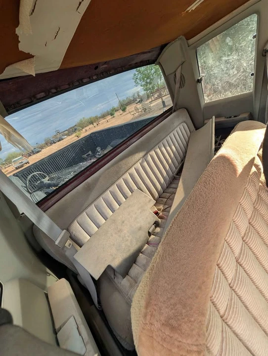 1993 GMC Sierra 1st Gen - Image 5 of 8