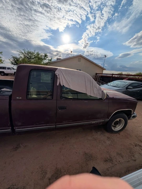 1993 GMC Sierra 1st Gen - Image 3 of 8
