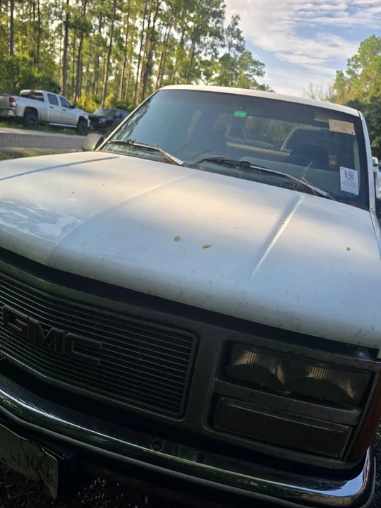 1993 GMC Sierra 1st Gen - Image 8 of 8