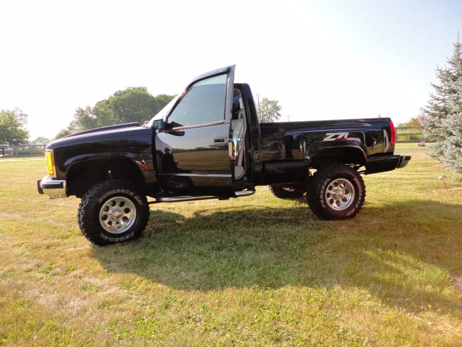 1993 GMC Sierra 1st Gen - Image 5 of 5