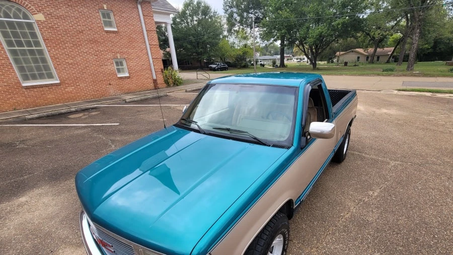 1993 GMC Sierra 1st Gen - Image 9 of 18