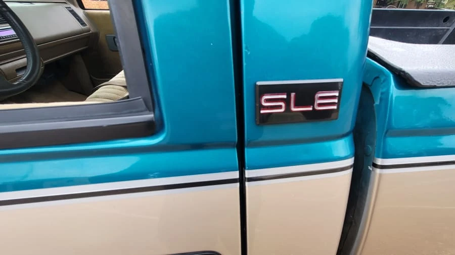 1993 GMC Sierra 1st Gen - Image 7 of 18