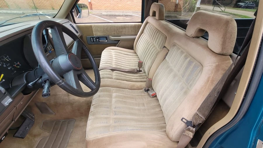 1993 GMC Sierra 1st Gen - Image 13 of 18