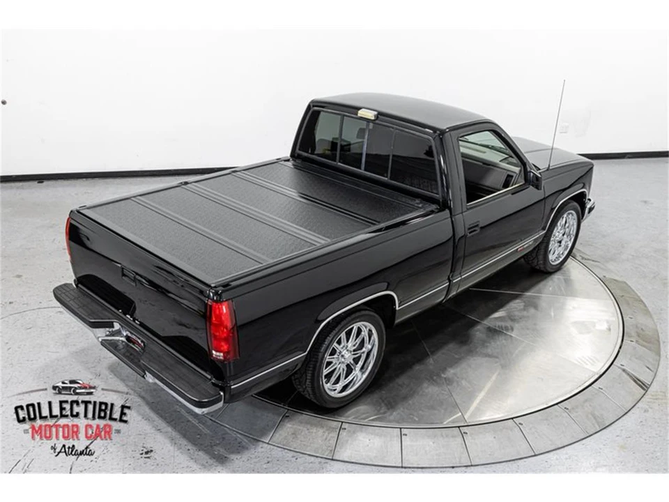 1993 GMC Sierra 1st Gen - Image 29 of 31