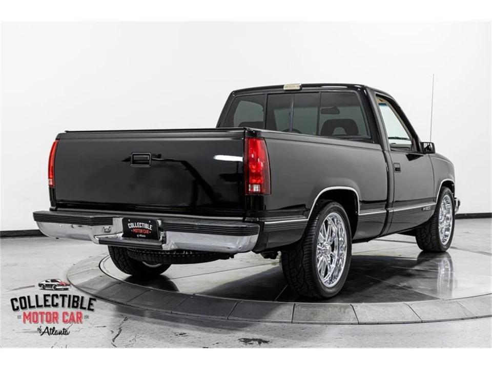 1993 GMC Sierra 1st Gen - Image 14 of 31