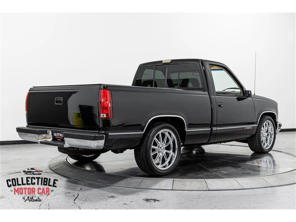 1993 GMC Sierra 1st Gen - Image 15 of 31