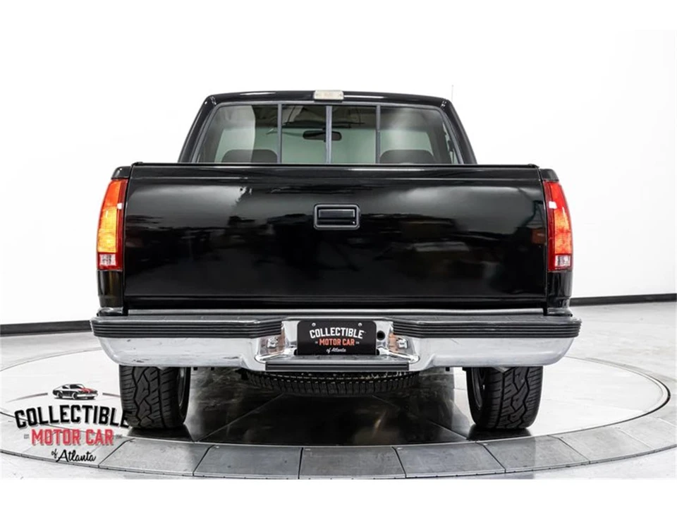 1993 GMC Sierra 1st Gen - Image 26 of 31
